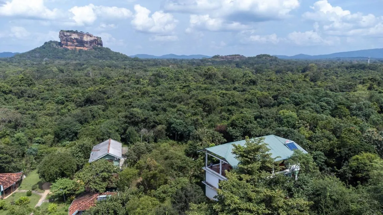 Iwamisou Hotel Sigiriya