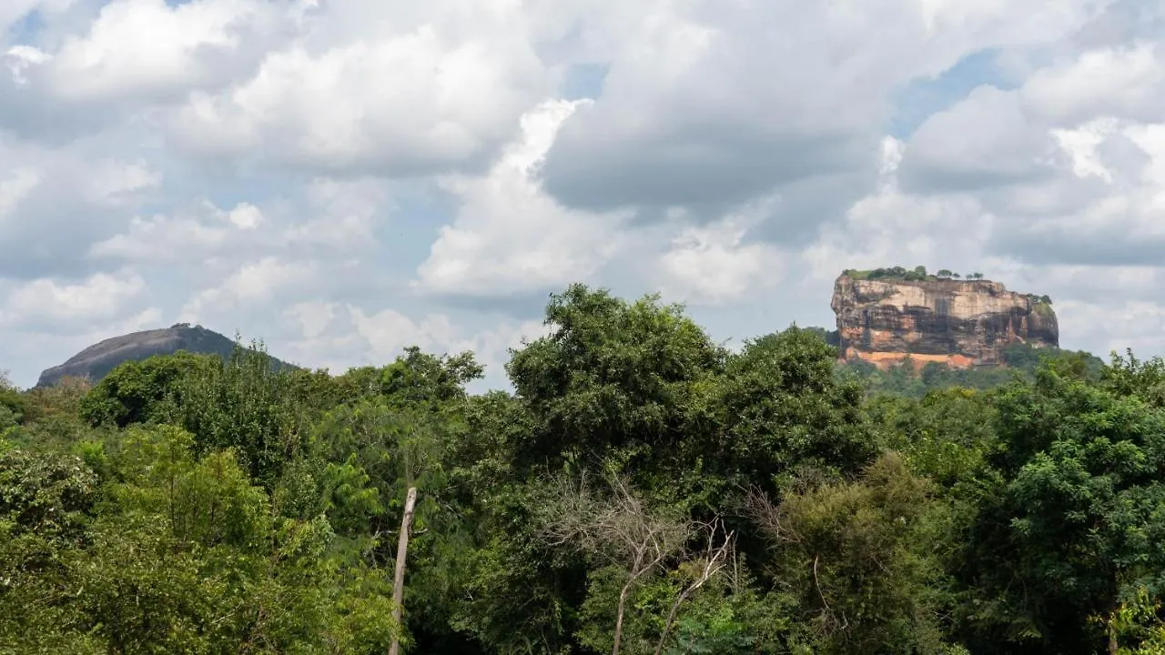 Hotel Iwamisou Sigiriya 0*,  Sri Lanka