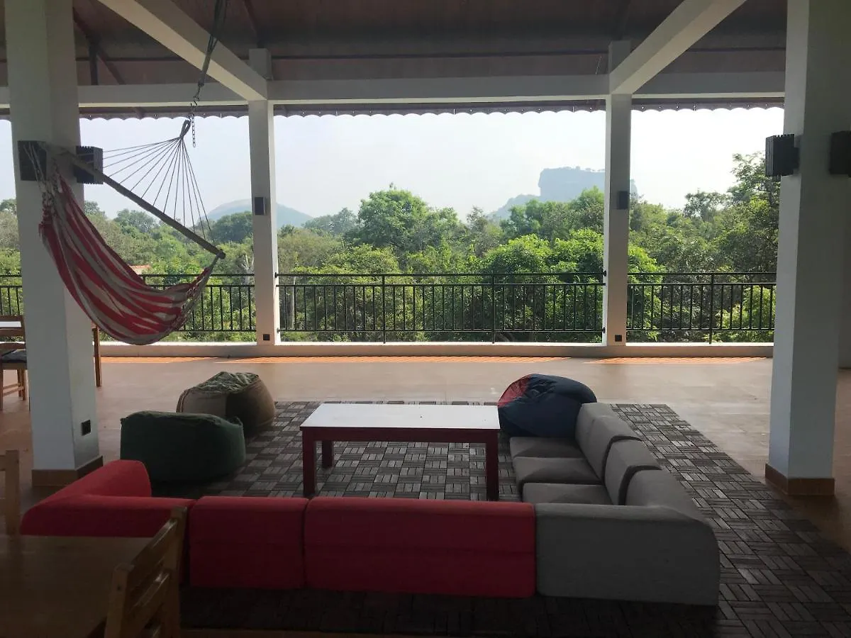 Hotel Iwamisou Sigiriya 0*,  Sri Lanka